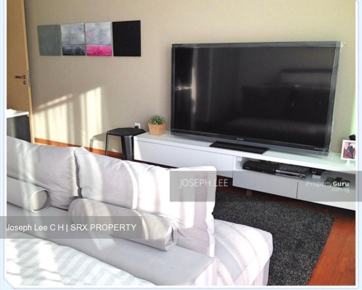 Esparina Residences thumbnail photo